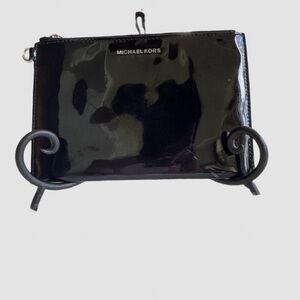 MICHAEL KORS TRAVEL POUCH